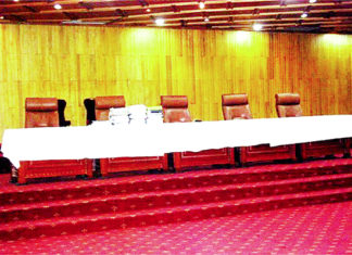 Procès du putsch : des avocats de la partie civile se déportent