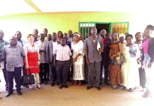 Produits phytosanitaires: le bon usage des pesticides enseigné aux journalistes