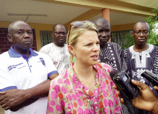 Projet d’appui à la participation citoyenne, à la décentralisation et au développement local : Les volontaires des Nations unies situés sur leur rôle