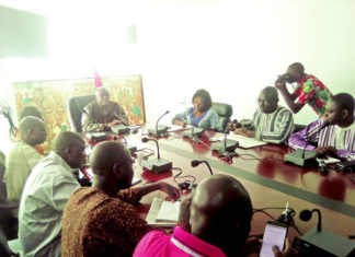 Statut dérogatoire des médias publics : le ministre Dandjinou rassure le SYNATIC