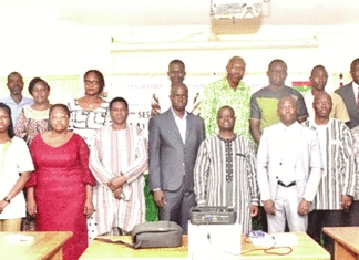 Programme « transport et météorologie » Les membres du comité examinent les rapports