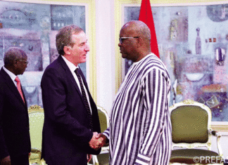 Rencontre de Pau sur le Sahel: un émissaire français à Kosyam