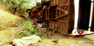 RN7 : Un car se renverse et fait 2 morts