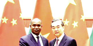 Diplomatie chinoise Wang Yi explique sa tournée en Afrique
