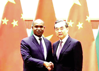 Diplomatie chinoise Wang Yi explique sa tournée en Afrique