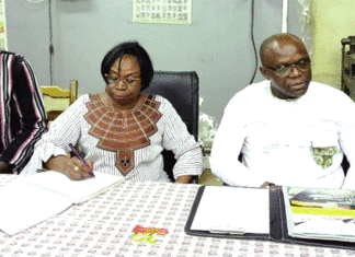 Editions Sidwaya : Le ministre Dandjinou échange avec les services techniques