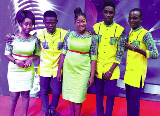 Mode Georges Dua : présente ses tenues HD