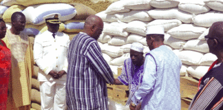 Le chef de l’Etat aux déplacés internes de Dori : « Nous vaincrons le terrorisme et chacun retournera chez lui », Roch Kaboré