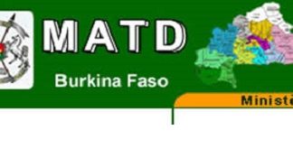 Le ministre Siméon Sawadogo invite les partis politiques à se mettre à jour