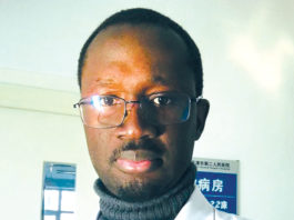 Coronavirus : « Les particules virales provenant du patient peuvent rester en suspension pendant 3 heures», Dr Silvère Zaongo
