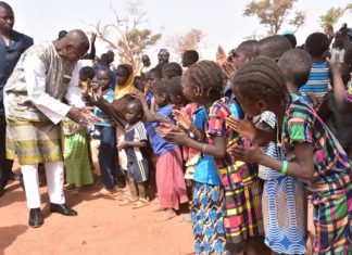 Lioudougou de Kongoussi : Le PM apporte un message d’espoir aux déplacés