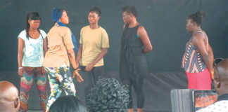 Conditions de vie des filles de ménages: Les femmes de Ziniaré sensibilisées à travers du théâtre