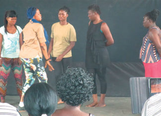 Conditions de vie des filles de ménages: Les femmes de Ziniaré sensibilisées à travers du théâtre