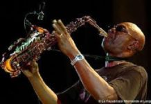 COVID 19 : Manu Dibango, un sax’ entre l’Europe et l’Afrique est décédé
