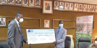 Lutte contre le coronavirus : un homme d’affaires chinois offre 322 millions F CFA