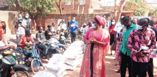 Appui aux personnes vulnérables : des vivres pour 9 500 ménages de la région du Centre