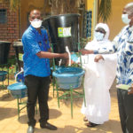 Lutte contre la maladie à coronavirus : la mutuelle de la SONATUR offre des lave-mains et des gels hydro-alcooliques au personnel