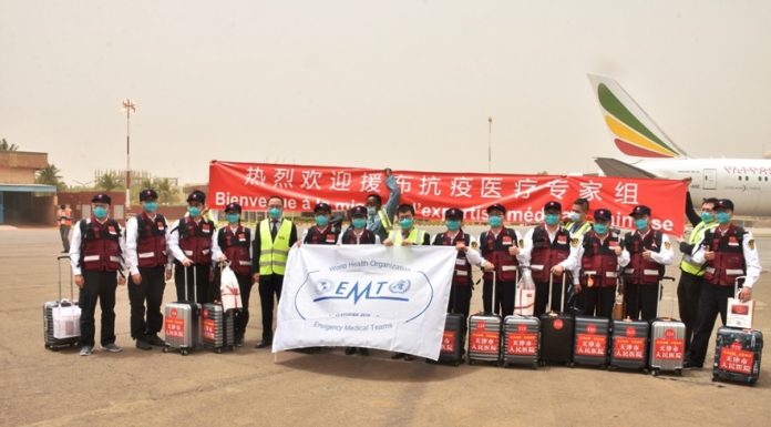 Lutte contre le COVID-19: Des médecins chinois en renfort au Burkina Faso