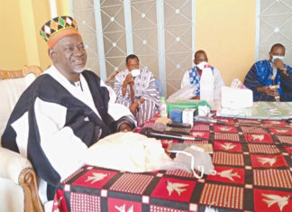 Lutte contre le coronavirus : Le Moogho Naaba invite les leaders à taire leurs divergences