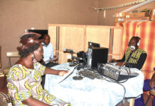 Education en période de crise: La radio scolaire réémet sur la 107.4 MHZ