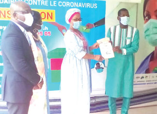 Coronathon : le gouvernement remet 30 millions F CFA