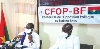 Lutte contre la COVID-19 : l’opposition politique demande la levée du couvre-feu