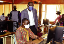 Concours professionnels : des journalistes testent la nouvelle plateforme de composition