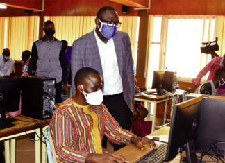 Concours professionnels : des journalistes testent la nouvelle plateforme de composition