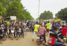 Marche à Bobo pour la levée du couvre-feu Les manifestants dispersés à coups de gaz lacrymogène