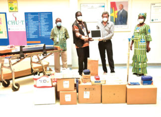 Prise en charge des malades du COVID-19 : DIACFA offre du matériel médical à l’hôpital de Tengandogo