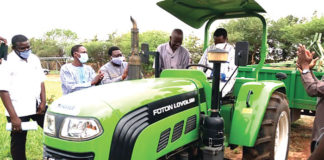 Conseil régional des Hauts-Bassins : Huit tracteurs pour booster la production coopérative