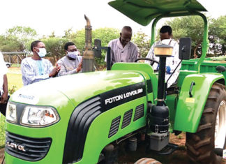 Conseil régional des Hauts-Bassins : Huit tracteurs pour booster la production coopérative