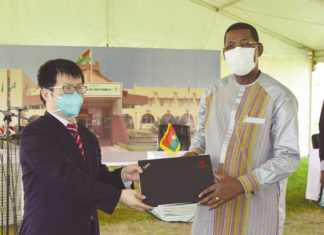 Coopération bilatérale : La Chine offre du matériel informatique à l’Assemblée nationale