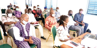 Assises sur l’éducation des Hauts-Bassins : Le plan d’action sur les recommandations remis à Boyo Jean Célestin Koussoubé