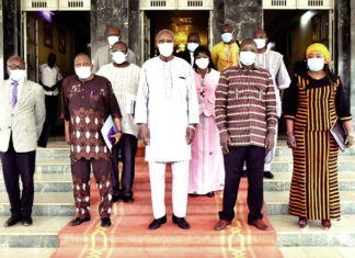 Nouveau calendrier scolaire : Les parents d’élèves prennent langue avec le Premier ministre