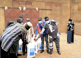 Commerçants et déplacés internes de Kaya