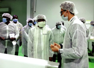 Industrialisation au Burkina : le ministre Harouna Kaboré encourage deux promoteurs privés