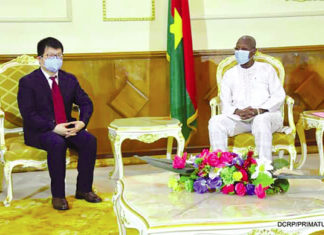 Coopération sino-burkinabè : le bitumage de la route Banfora-Gaoua en discussion