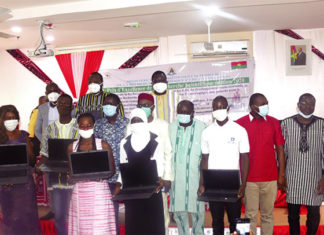 Prix d’excellence de la recherche scientifique : chercheurs, à vos marques !