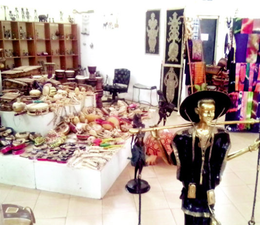Village artisanal de Ouagadougou : quand la COVID-19 plombe les affaires