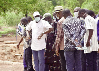 Accès à l’eau potable dans les Hauts-Bassins : Ambroise Ouédraogo visite les chantiers des infrastructures
