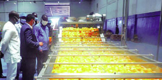 Twellium Industrie Burkina Faso : Le ministre du Commerce sur les nouvelles installations de l’usine