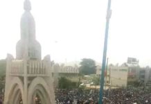 Mali: des populations dans les rues de Bamako pour demander le départ du président