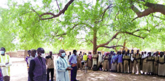 Reprise des cours à Kaya : Des élèves et enseignants attendent leurs masques