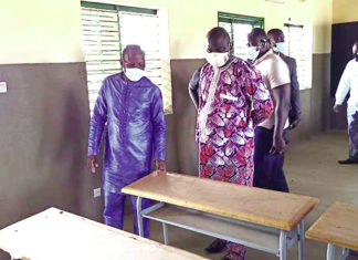 Education nationale : Le ministre Ouaro se rassure de l’avancée des travaux du CEG de Bouan