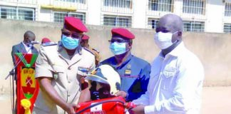 Brigade nationale des sapeurs-pompiers : le ministre Chériff Sy offre des équipements d’intervention