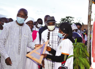 Appui à l’entrepreneuriat : 58 jeunes bénéficient de kits d’installation