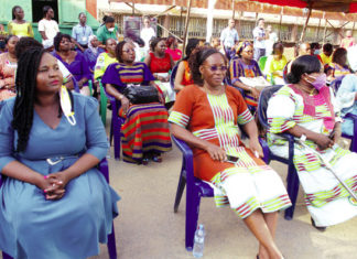 Soutien aux personnes vulnérables : des veuves des FDS reçoivent des vivres