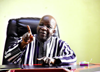 Simon Compaoré répond à une question sur l’affaire de l’ex-ministre de la défense Jean Claude Bouda