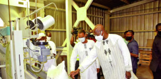 Modernisation des industries nationales:le Premier ministre à la MINOFA et à la SN-SOSUCO